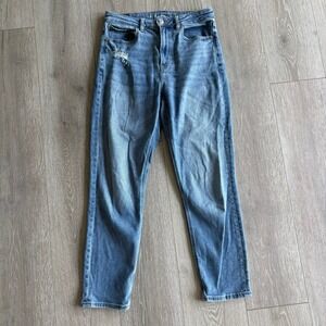 American Eagle Mom Jeans High Rise Medium Wash Distressed Denim Size 6 Regular
